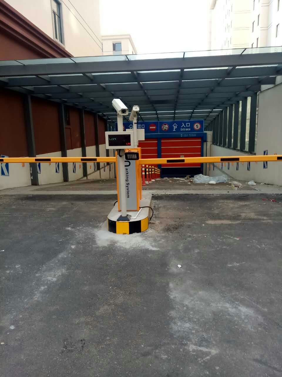 哈爾濱車牌識別一體機(jī)
