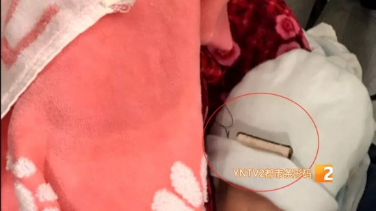 這就是真相!機場安檢詭異微笑是怎么回事?背后詳情始末曝光細(xì)思極恐